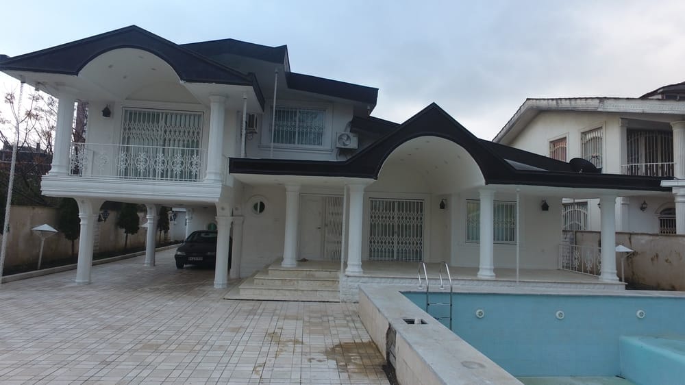 اجاره ویلای استخردار روباز در شهرک خصوصی ساحلی